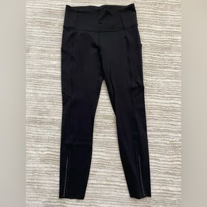 Lululemon leggings with pockets